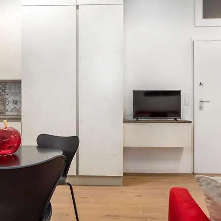 Apartment Guesthost - Comfy In Center *
